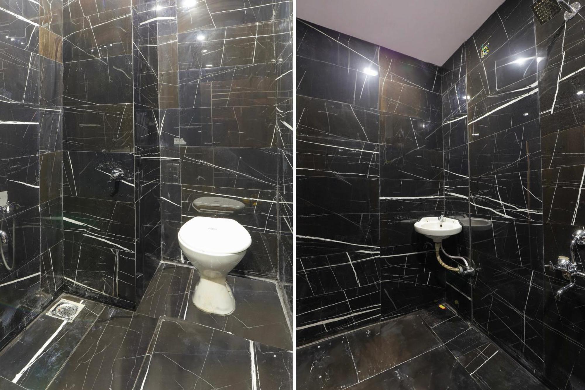Hotel O Lotus Hotel Σουράτ Εξωτερικό φωτογραφία