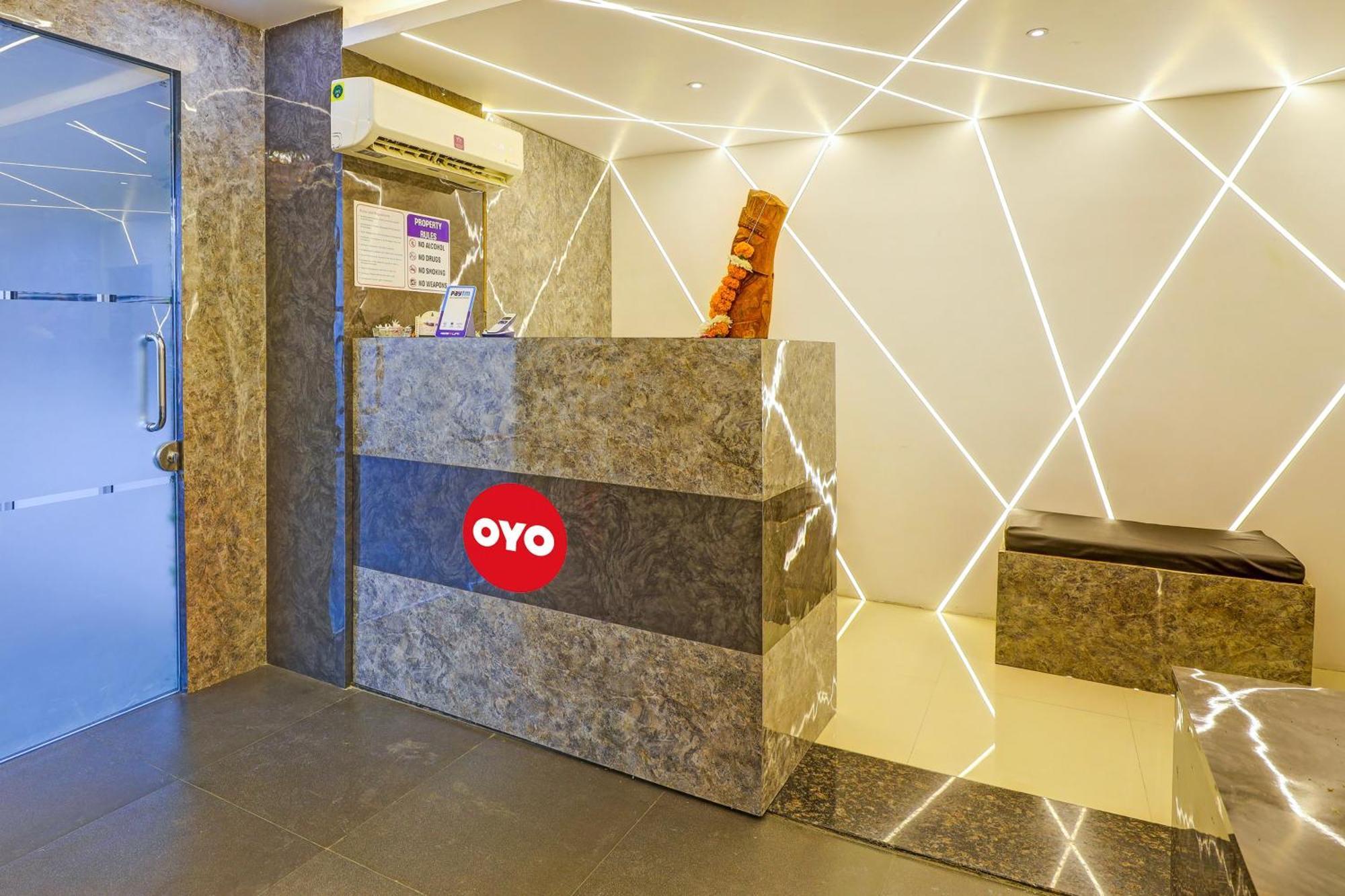 Hotel O Lotus Hotel Σουράτ Εξωτερικό φωτογραφία